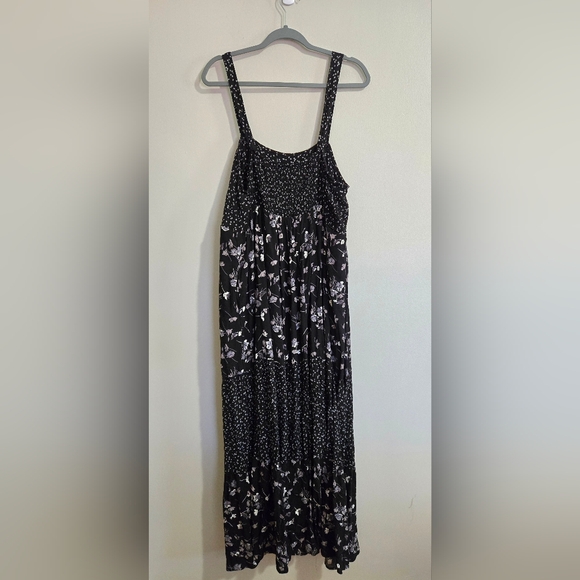 Terra and Sky Maxi Dress - Picture 3 of 8